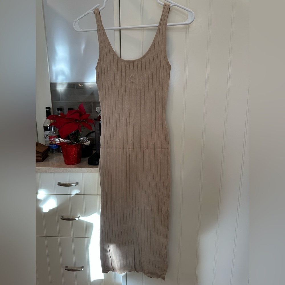 Windsor Tan Ribbed Midi Dress - Picture 2 of 3